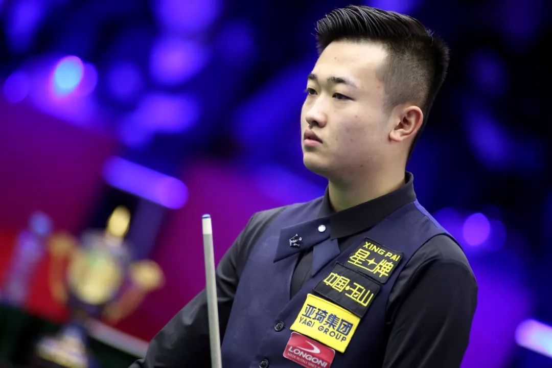 四到五人的 四到五人的